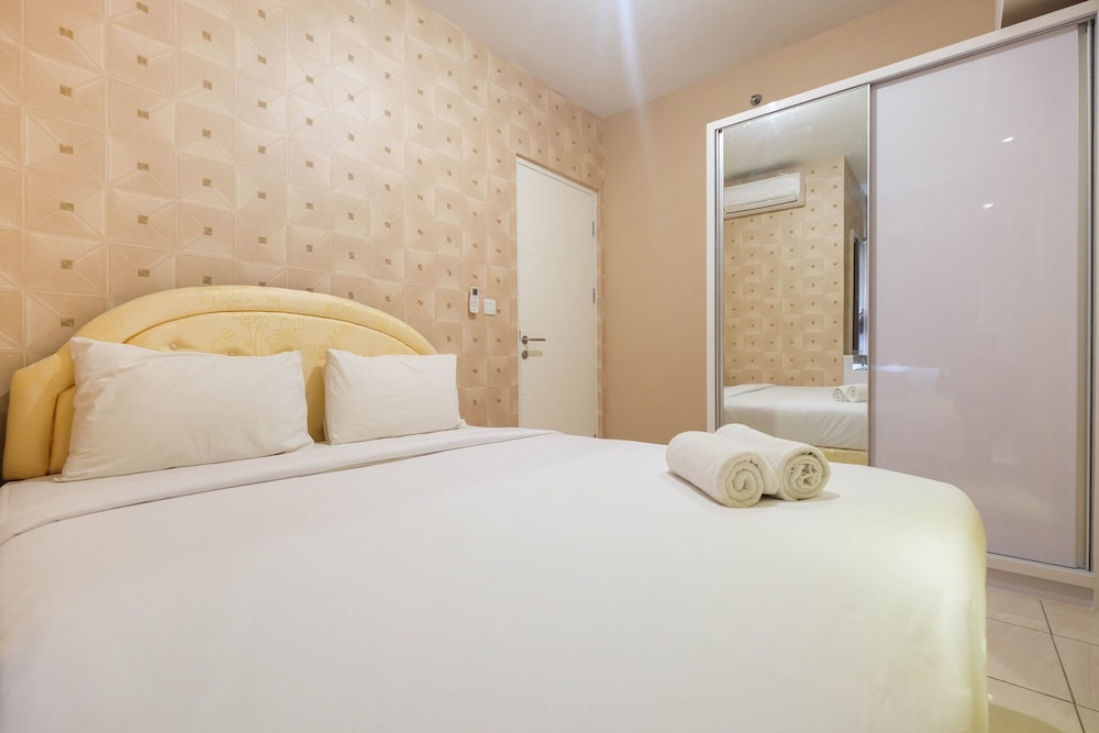 Affordable Price 2BR Apartment @ Springlake Summarecon Bekasi view 3