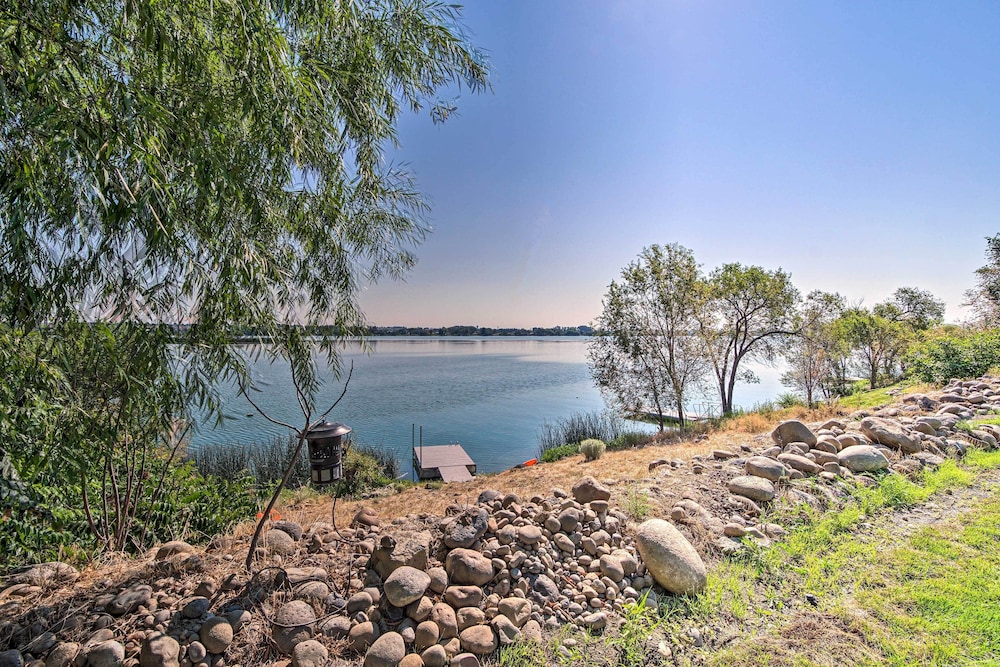 Moses Lake Vacations - Picturesque Moses Lake House w/ Boating Dock - Property Image 11
