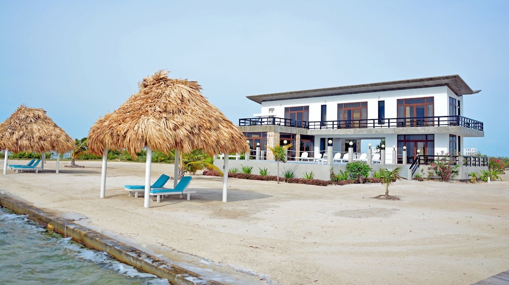 Hotel Casas de la Caye VIllas - Image 1
