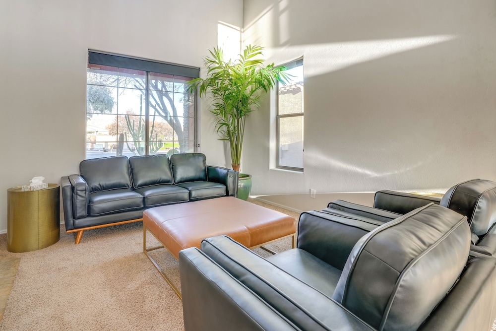 Close to Golf & Hiking: Home in Litchfield Park