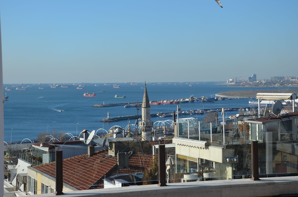 Fehmi Bey Otel - Image 29