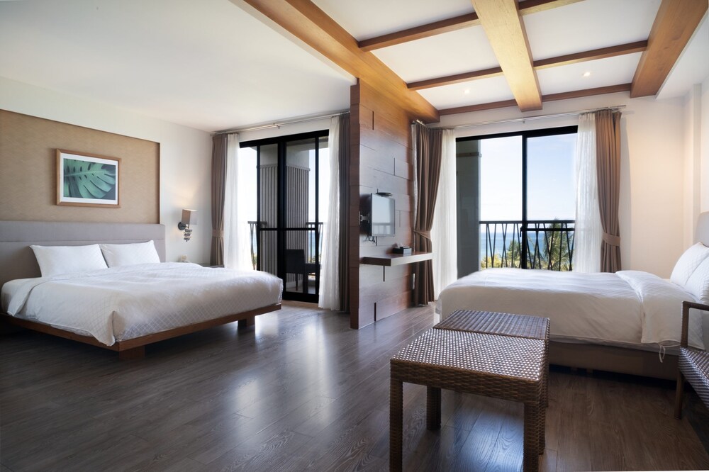 Sinasera Resort view 5