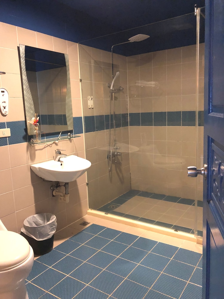 Kenting South Island Guesthouse