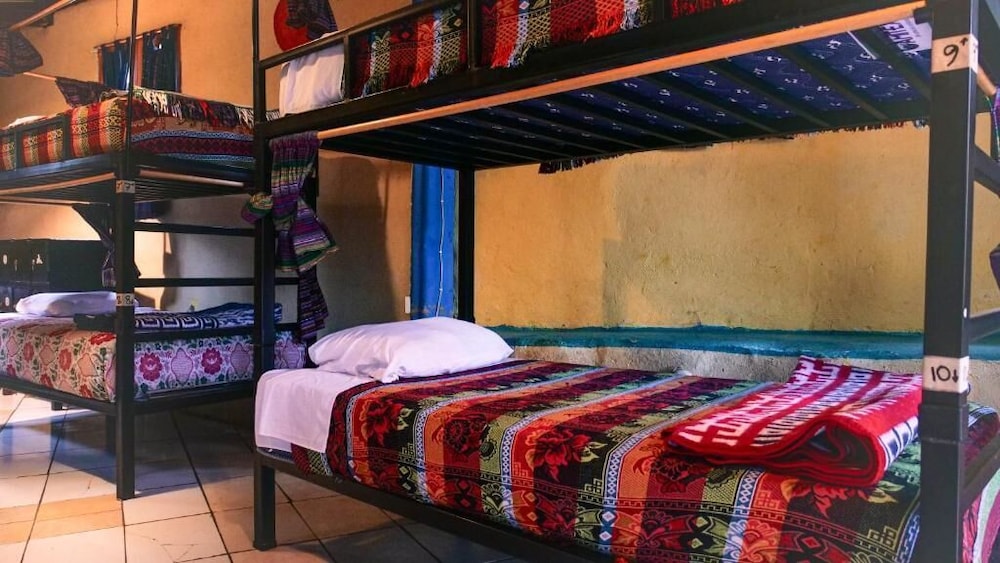 Ati Hostel & Beach Club
