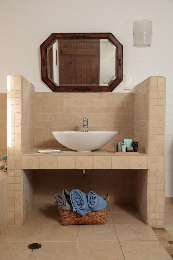 Apiliotis Sunrise Beach Villa