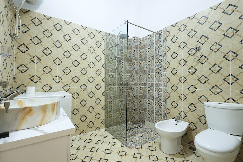 Grandstay Apartments 142