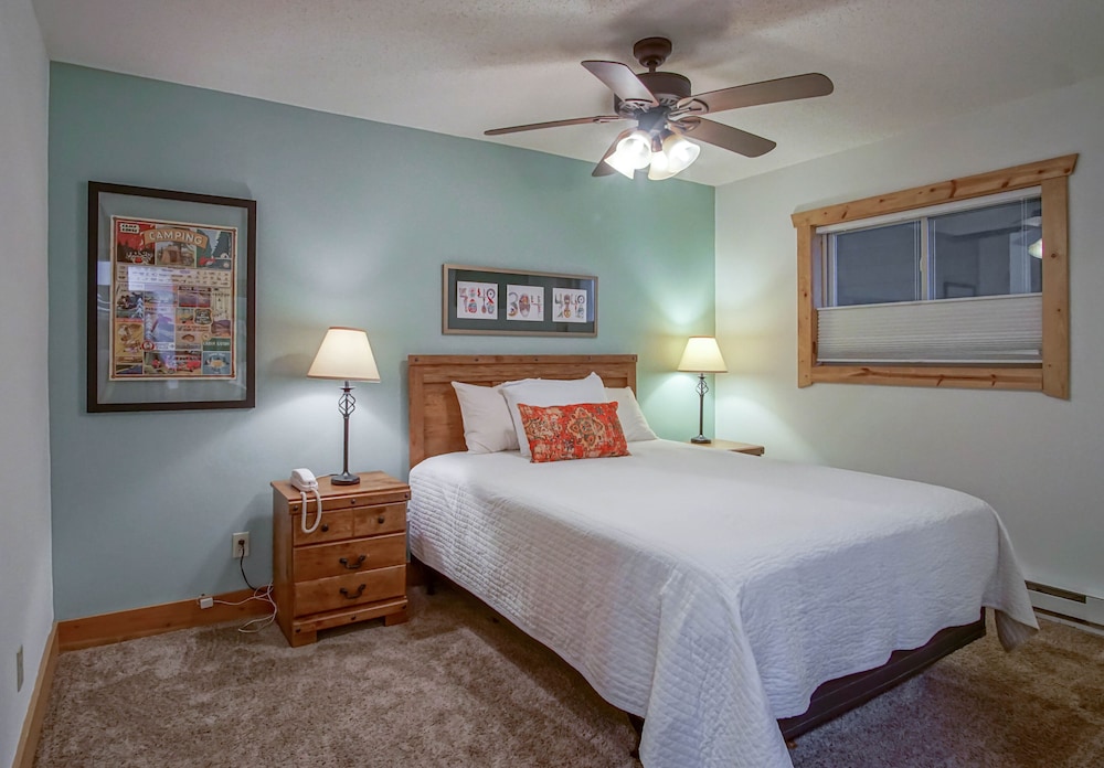 Summit 307d 3Br Condo Close to the Village