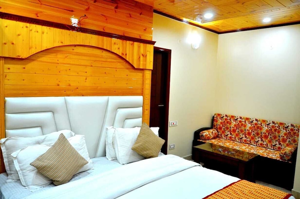 Hotel Shining Star