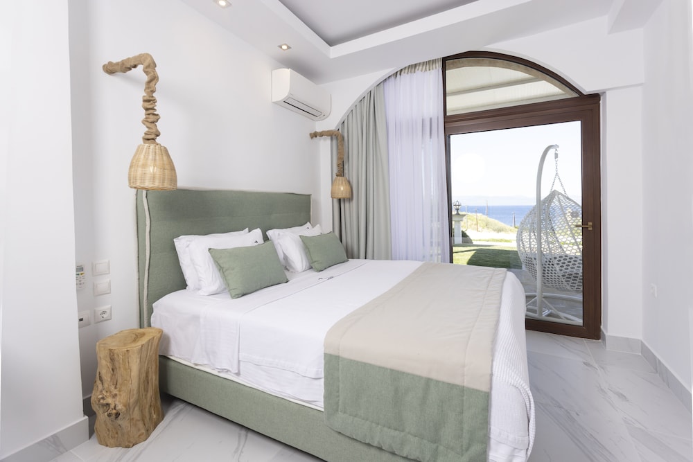 Villa D'Oro - Luxury Villas & Suites