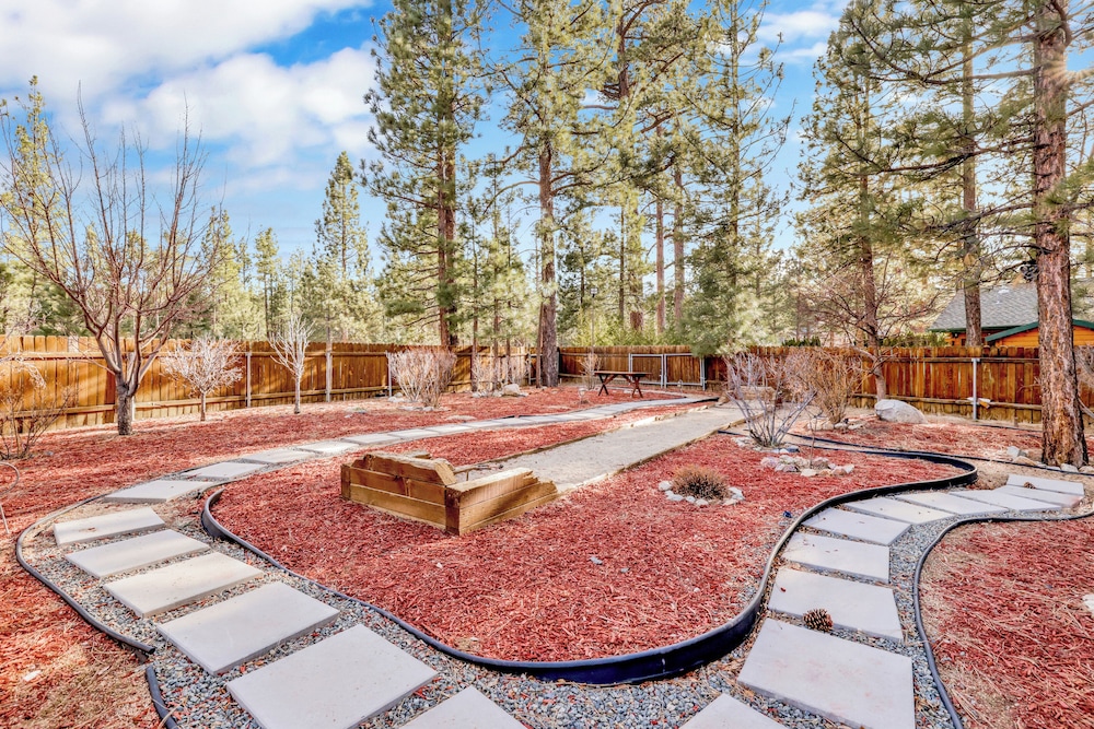 Mountain View Manor #2546
