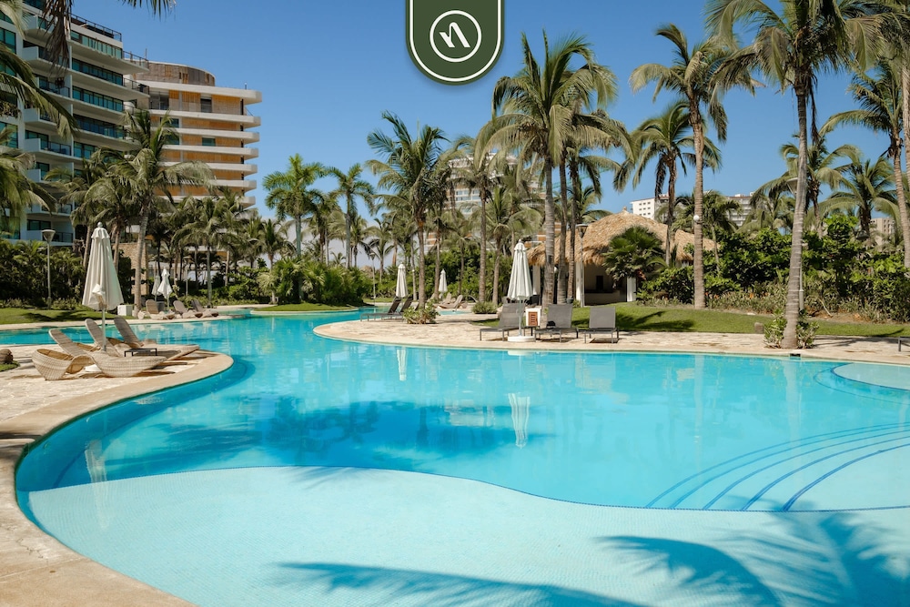Emerald T3 I8 La Isla Residences