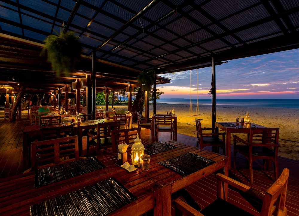 Bangsak Village - Adults Only
