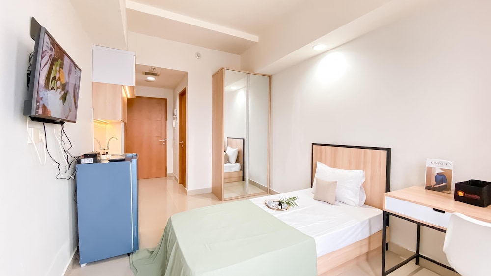 City View Studio Apartment at Evenciio Margonda