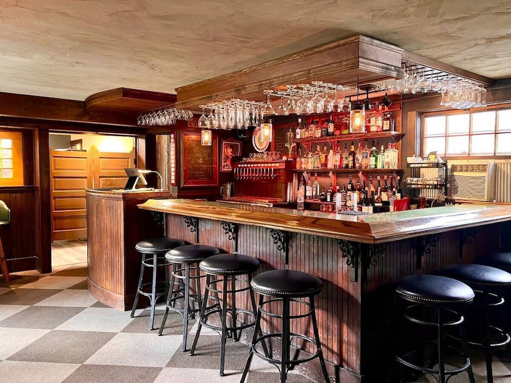 Barncastle Inn & Restaurant