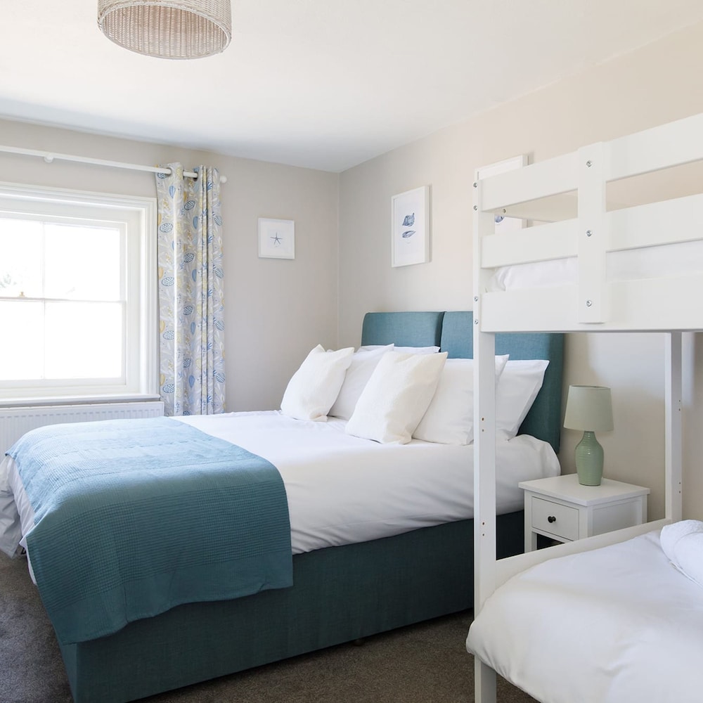 Stylish Apartment Gastro Pub in West Wittering view 3
