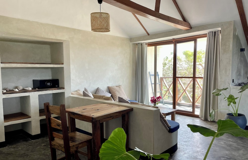 Baobab Bungalows