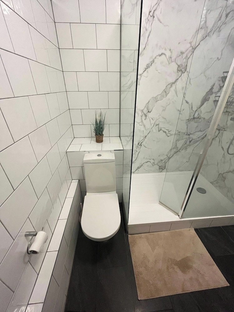 Cosy 1 Bed Garden Retreat In The Heart Of London