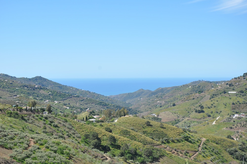 Villa El Dorado B&B and Wellness