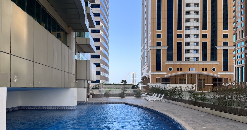 Manzil-Lux 1BR in Marina with views