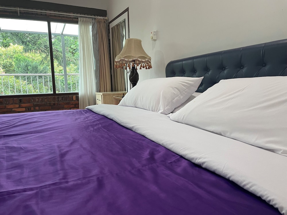 The Pinewood Lodge & Organic Farm