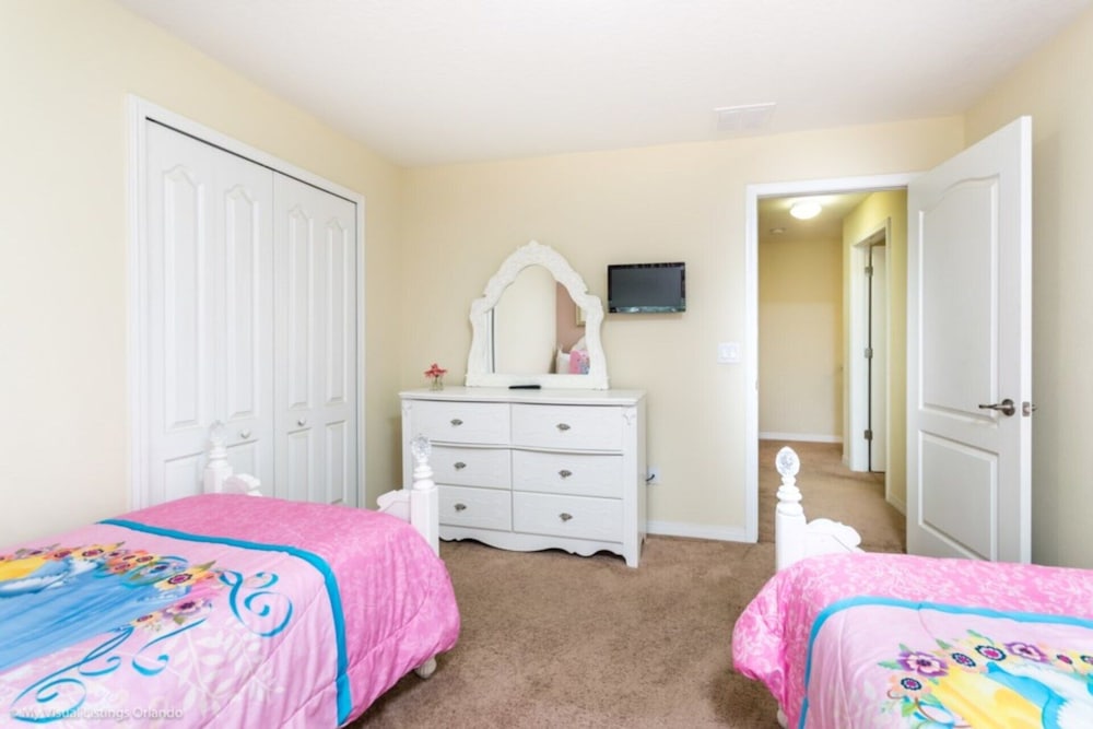 Townhome in Champions Gate Resort 2819 view 4