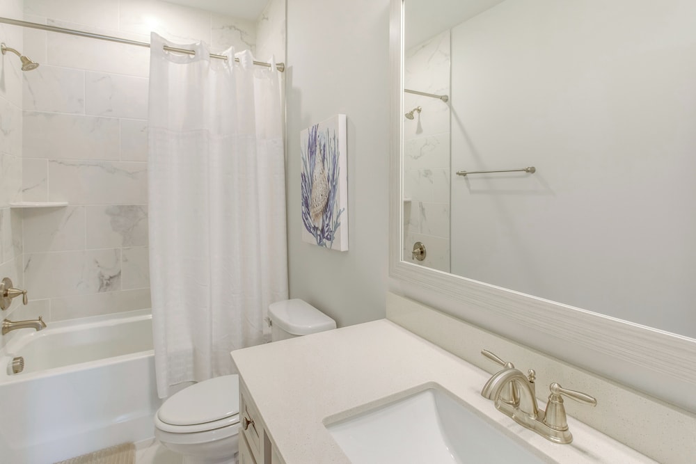 Pool + Shuttle to Ocean! North Myrtle Beach Escape