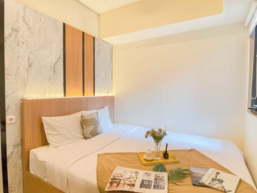 Homey And Modern 2Br At Meikarta Apartment