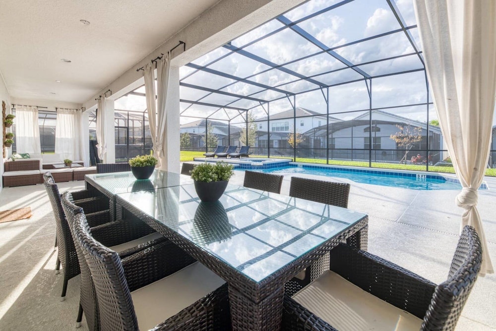 Ultimate Luxury Home Near Disney - Image 2