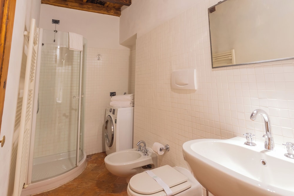 Antiche Mura by Rent all Como
