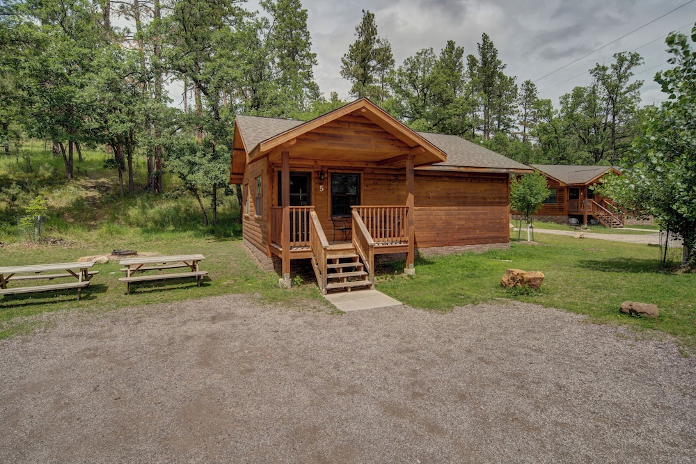 State Game Lodge at Custer State Park Resort