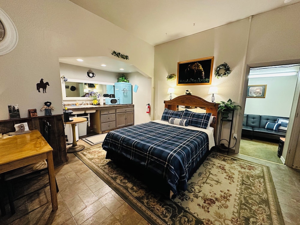 Salmon River Inn