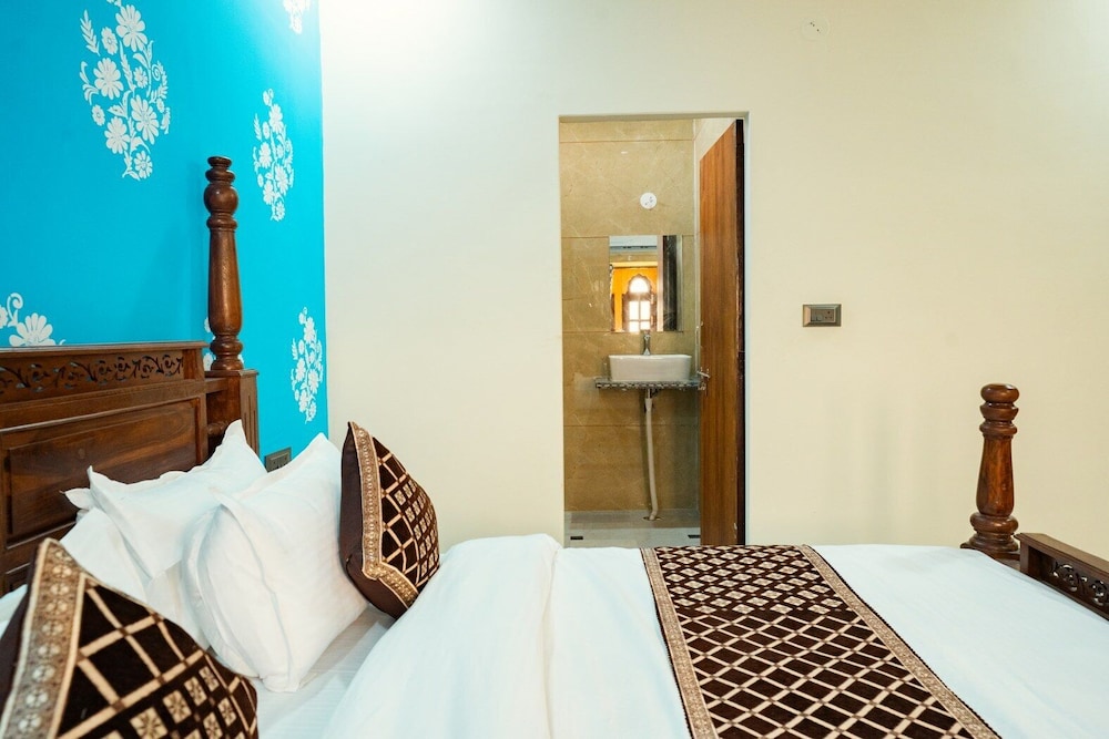 Hotel Ganga Wild Desert safari