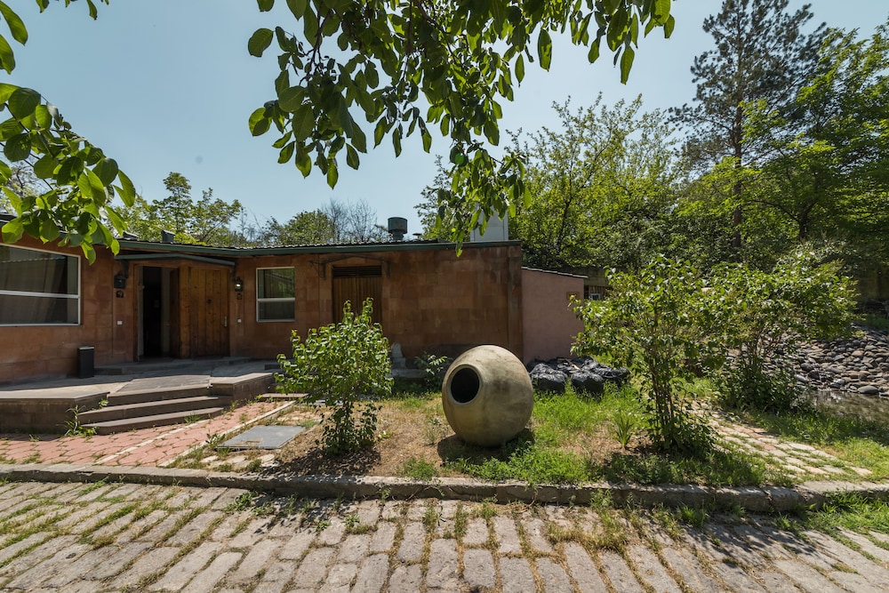 Organic House & Aquapark