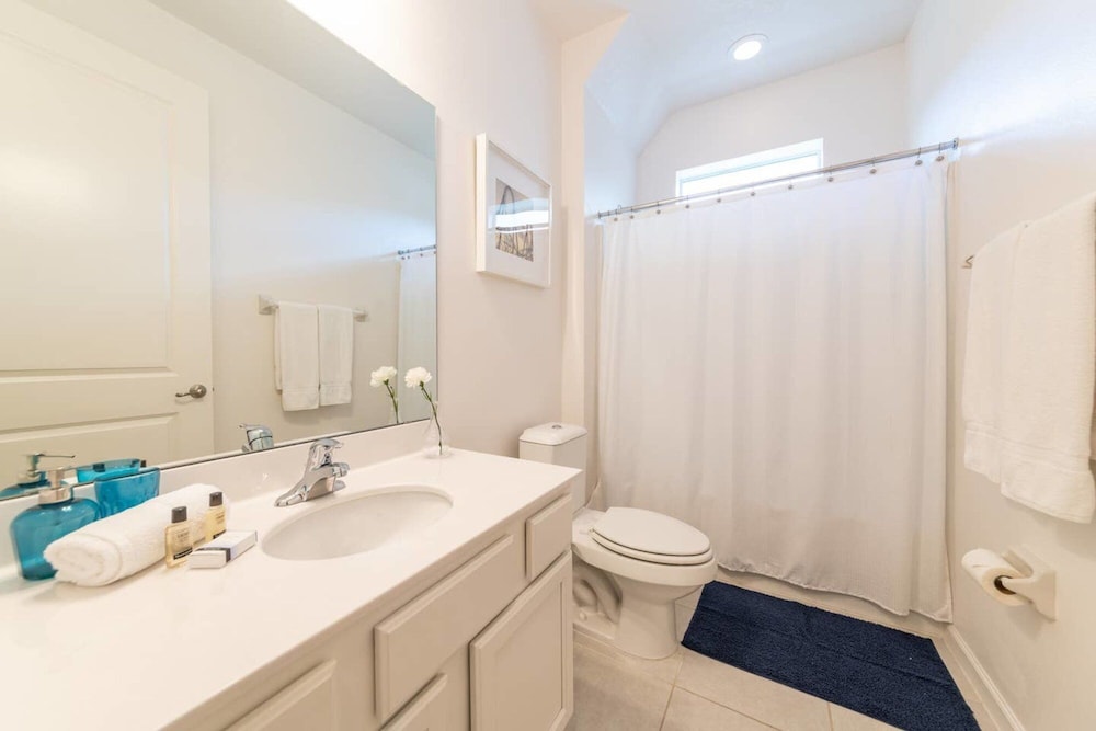 Ultimate Luxury Home Near Disney - Image 5