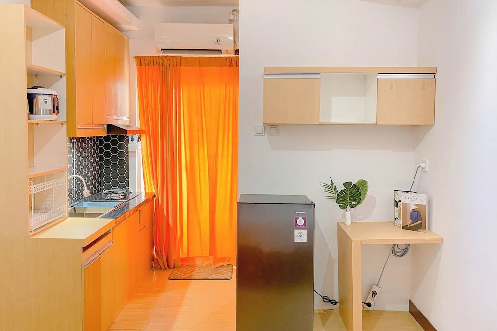 Minimalist Studio Apartment At Cinere Resort