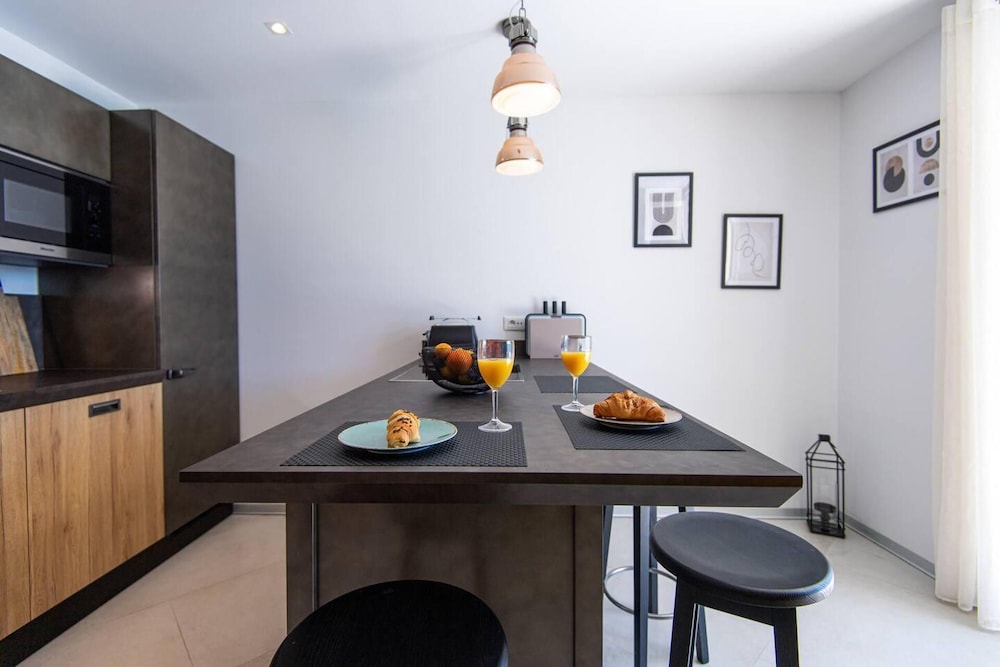 Beautiful 1-bed Apartment in Pobrezje-dubrovnik