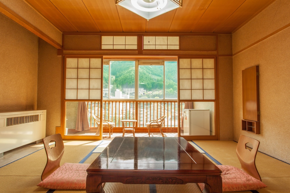 Gero Onsen Okudaya Happoen