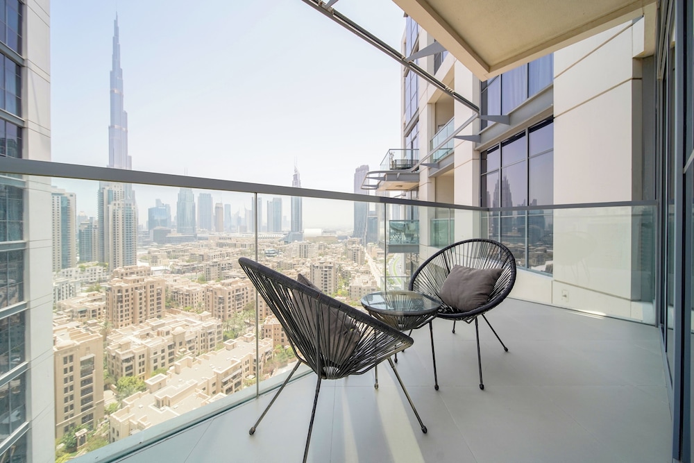 PVH - Burj Khalifa View 1BR - Bellevue 2