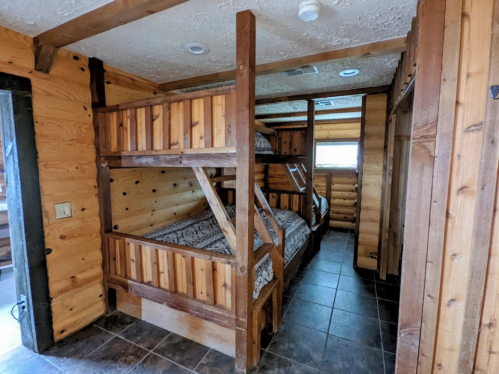 Lakeview Cabin