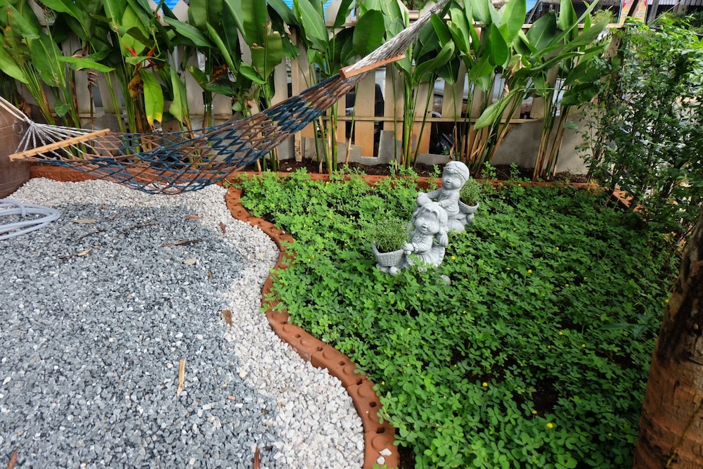 Nokhook House Trang - Hostel