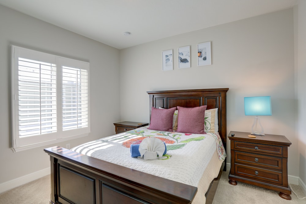 Modern Redington Beach Townhome: Steps to Beach! view 4