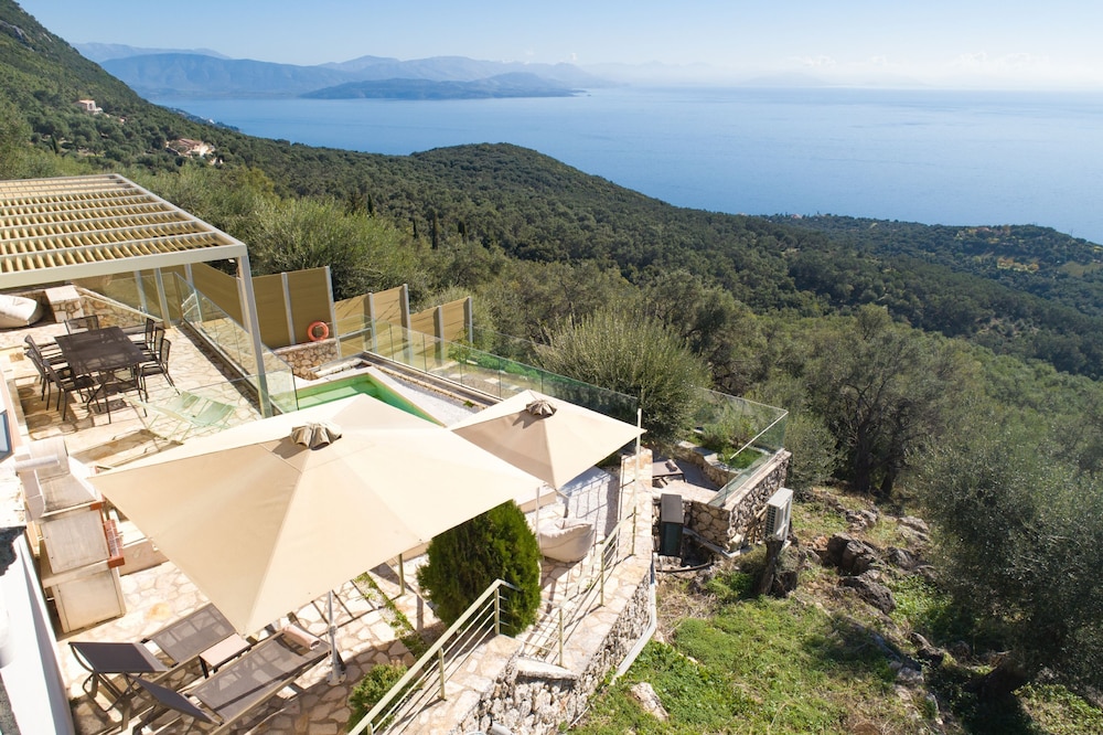 Villa Oliveta in Spartilas