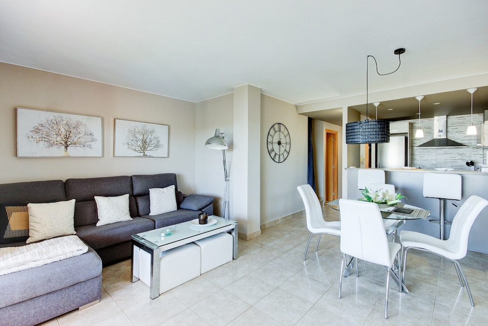 Duplex Apartment in Palau-saverdera