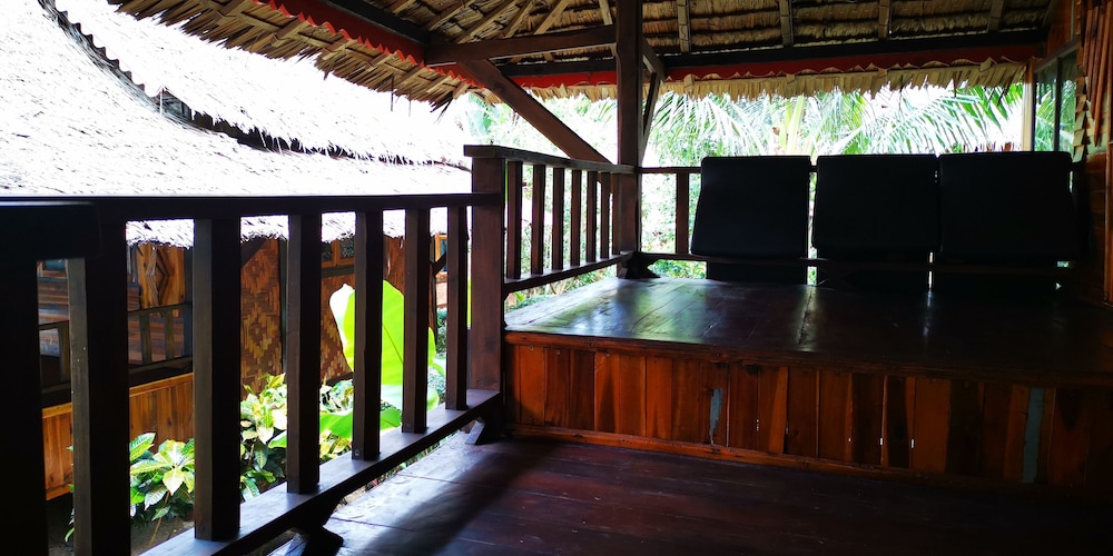 Phi Phi Relax Beach Resort