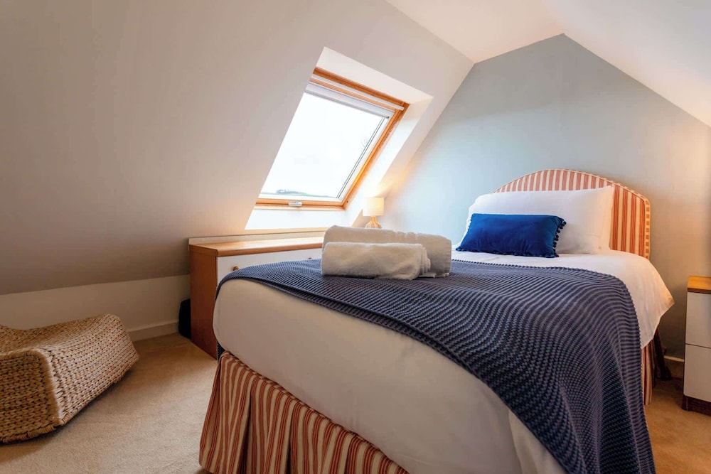New Cross Keys House - Cosy 4-bed Cottage in Kirk Yetholm