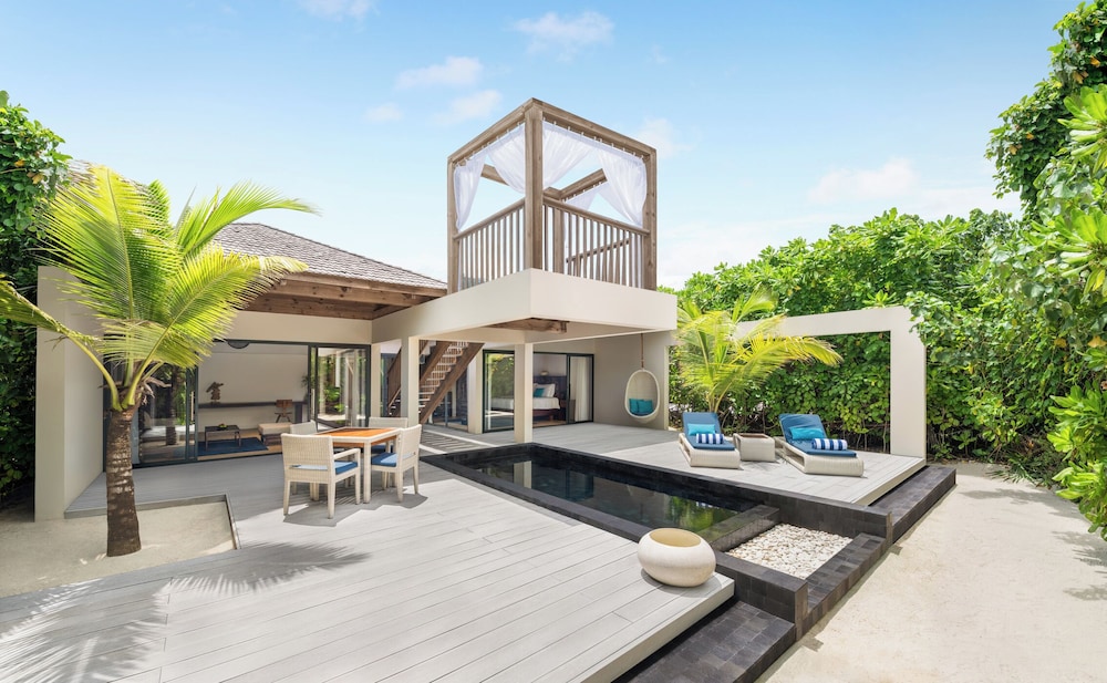 Kuredhivaru Resort & Spa Maldives by Accor