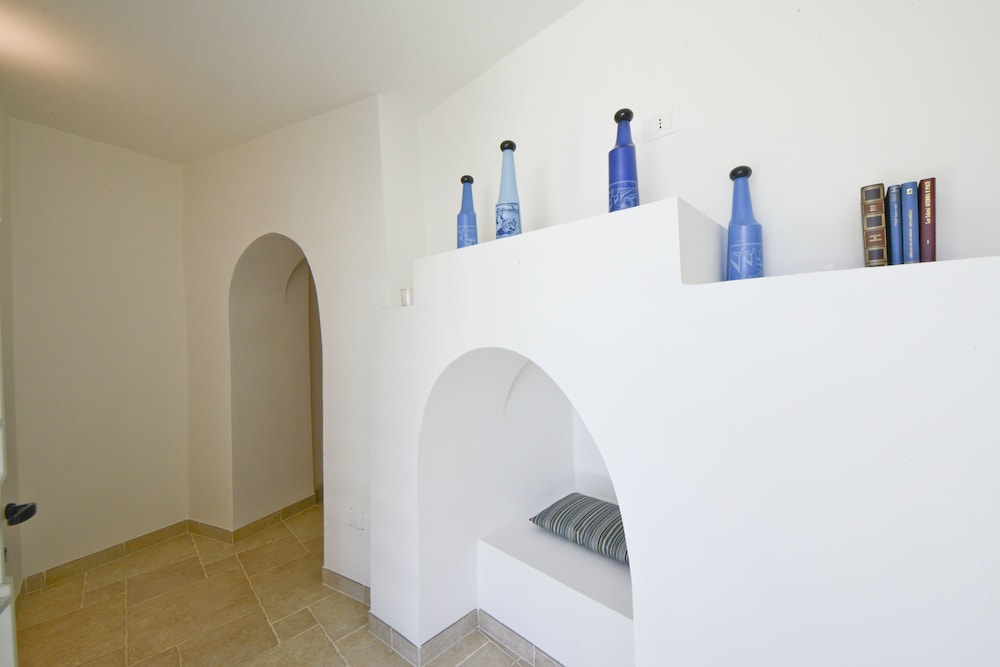 Villa, Trulli e Piscina nel Cuore della Valle d'Itria