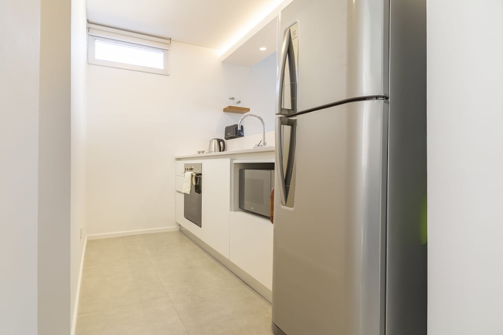 Floralis Suites by Be Local