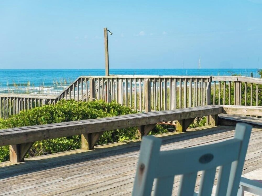 Polly's Place by Topsail Realty