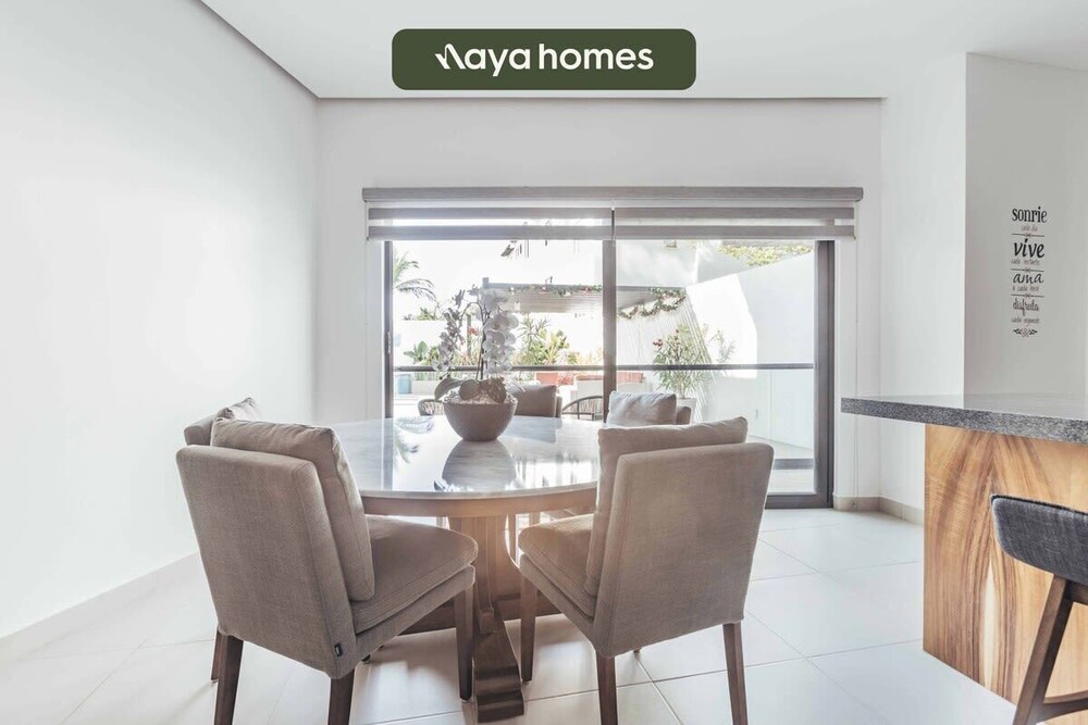 Cozy 2BR House 2 min to the Beach - Pool - Terrace